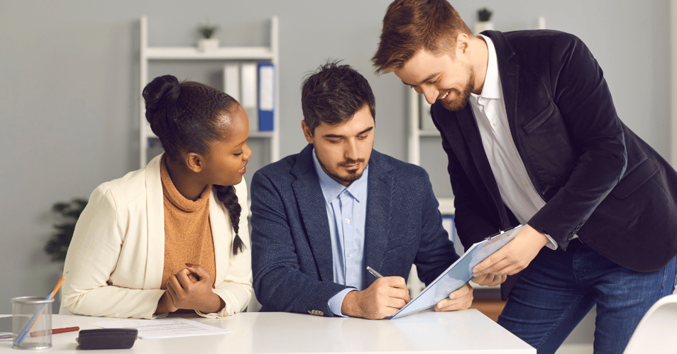 Choosing the Right Advisor